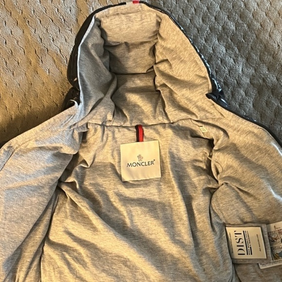 MONCLER Toddler Puffer Jacket 9-12 Months - Picture 9 of 10